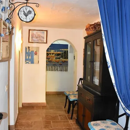 Romi Apartment